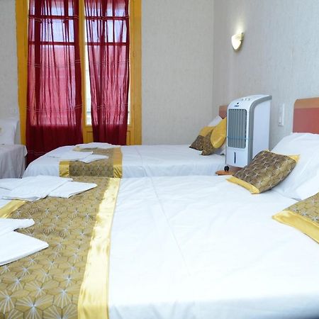 Hotel Aux Armes De Belgique Lourdes Ngoại thất bức ảnh